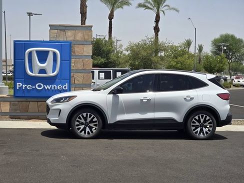 Used 2020 Ford Escape SE Sport AWD/4WD image 7