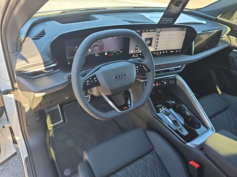 New 2026 Audi SQ5 Prestige AWD/4WD image 16
