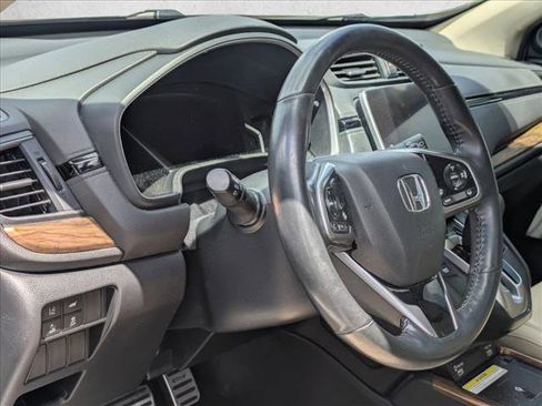 Used 2020 Honda CR-V Touring image 3
