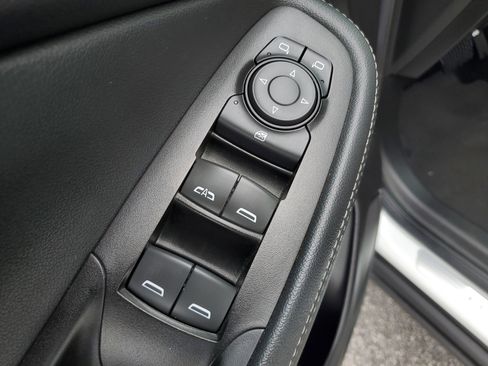 Used 2023 Buick Encore GX Preferred image 18