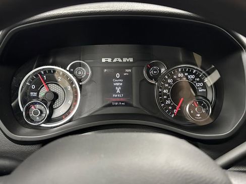 Used 2024 RAM 3500 Tradesman image 16