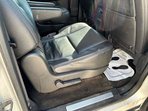 Used 2012 Chevrolet Suburban LTZ AWD/4WD image 11
