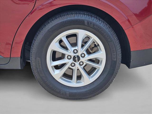Used 2022 Kia Carnival LX FWD image 14