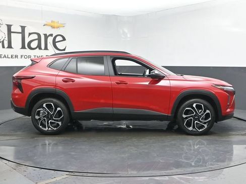 New 2026 Chevrolet Trax RS w/ Driver Confidence Package FWD image 15
