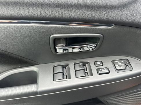 New 2025 Mitsubishi Outlander Sport LE image 12