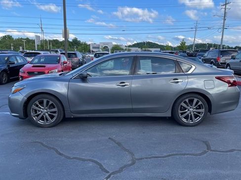 Used 2018 Nissan Altima 2.5 SR w/ SR Special Edition FWD image 5