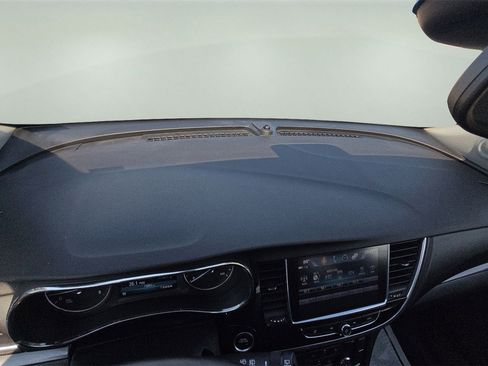 Used 2019 Buick Encore Preferred image 9