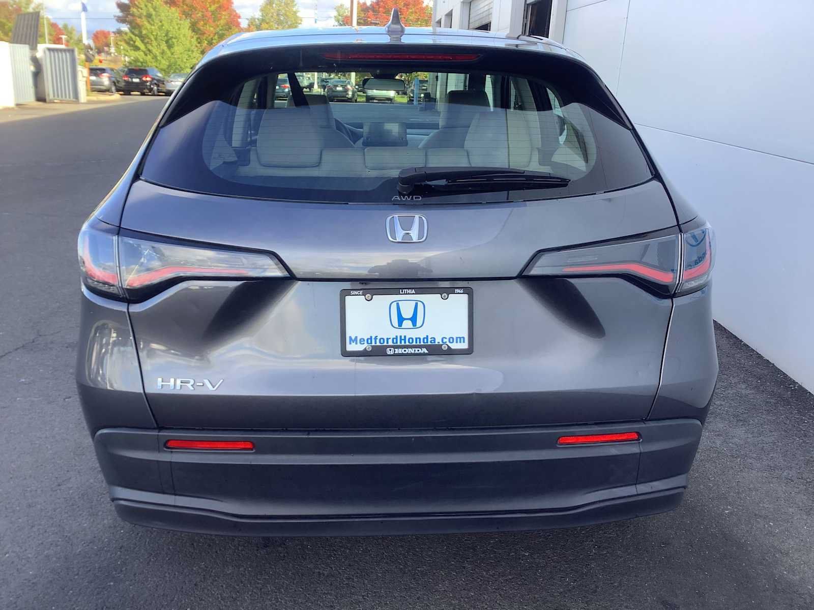 Used 2024 Honda HR-V LX image 5