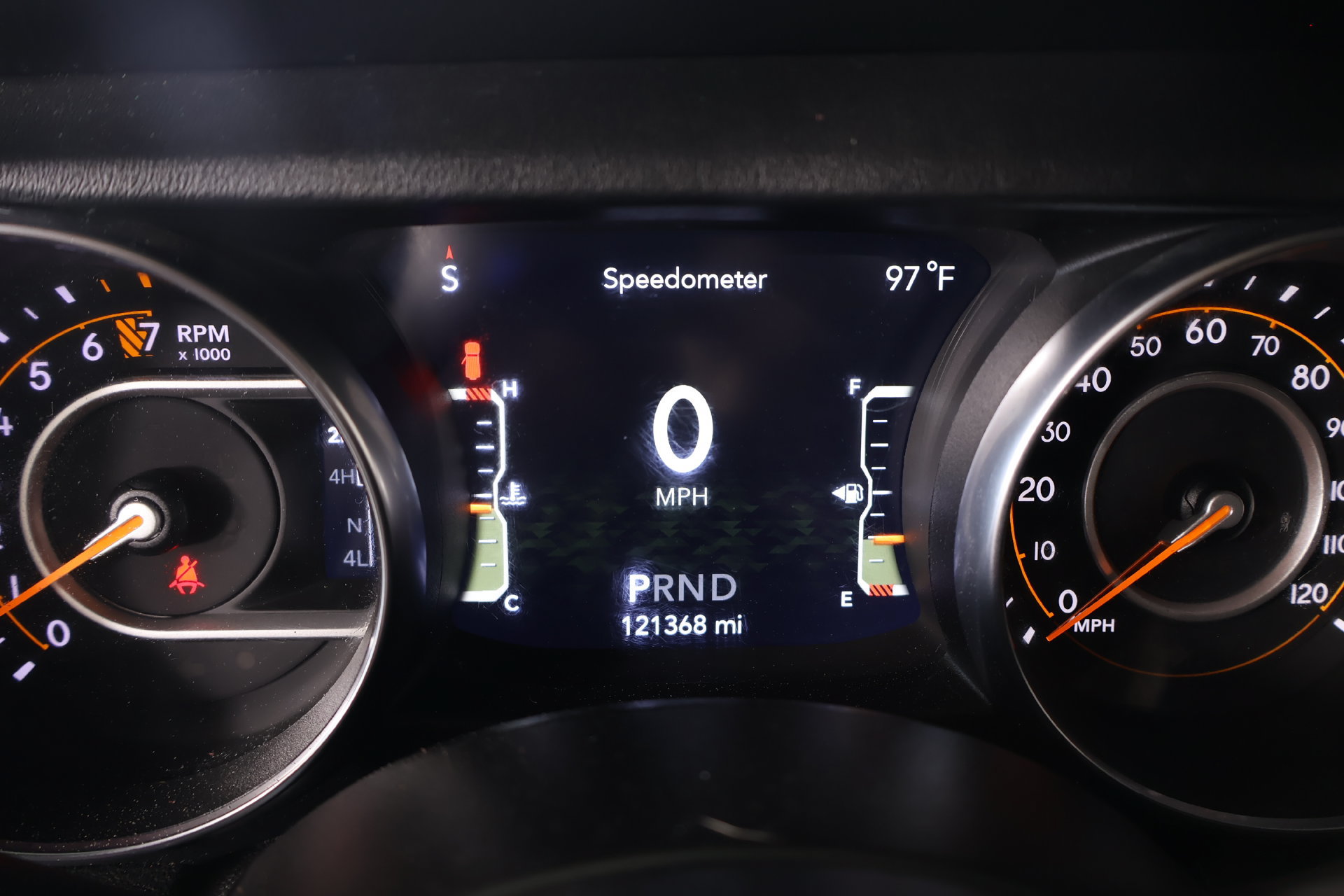 Used 2021 Jeep Wrangler Unlimited Sahara AWD/4WD image 4