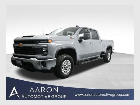 Used 2024 Chevrolet Silverado 2500 LT w/ Convenience Package AWD/4WD image 1
