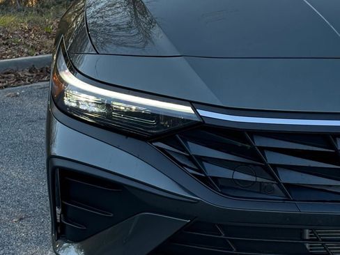 New 2026 Hyundai Elantra Blue image 23