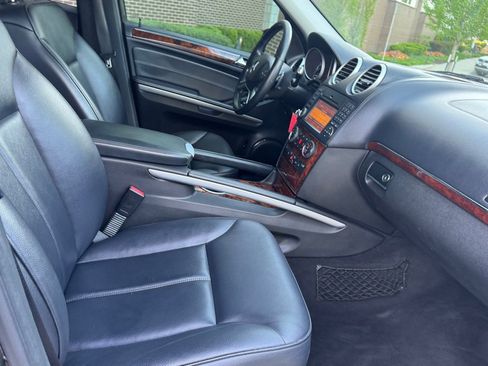 Used 2012 Mercedes-Benz GL 450 4MATIC image 26