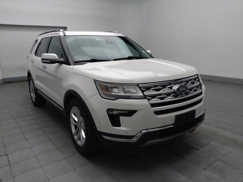 Used 2019 Ford Explorer Limited w/ Ford Safe & Smart Package image 13