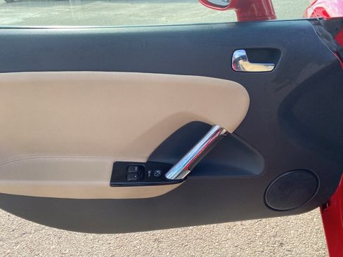 Used 2007 Saturn Sky w/ Premium Trim Pkg image 17