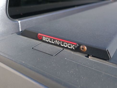 Used 2022 Chevrolet Colorado LT w/ Safety Package image 36