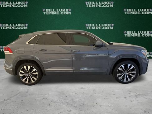 Used 2020 Volkswagen Atlas Cross Sport SEL R-Line image 3