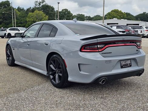 Used 2022 Dodge Charger R/T w/ Plus Group RWD image 13