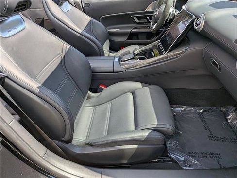 Certified 2023 Mercedes-Benz SL 63 AMG 4MATIC image 19