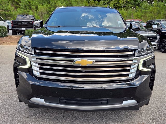 Used 2024 Chevrolet Tahoe High Country w/ Premium Package 2 AWD/4WD image 2