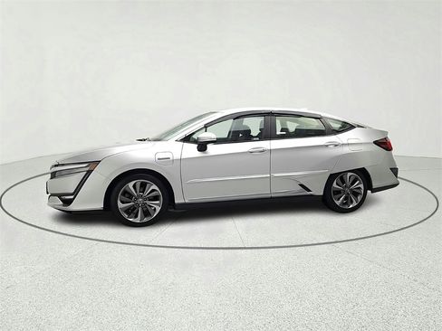 Used 2018 Honda Clarity Touring image 4