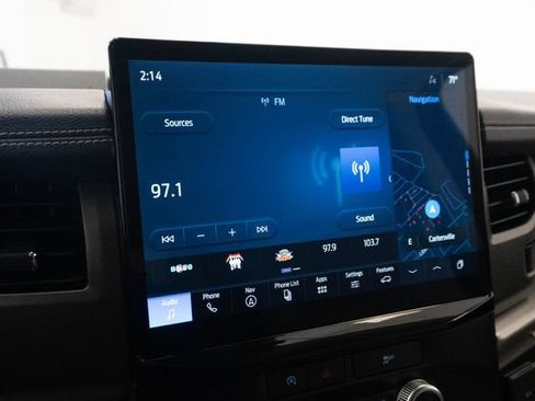 Used 2023 Ford Expedition XLT RWD image 5
