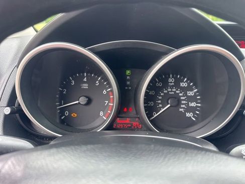 Used 2012 MAZDA MAZDA5 Sport FWD image 24