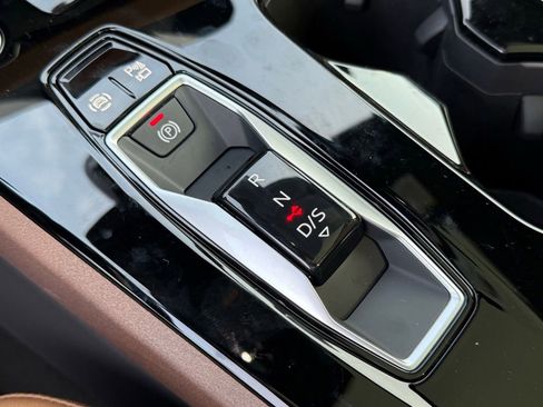 Used 2025 Audi A5 2.0T Premium w/ Convenience Package image 39