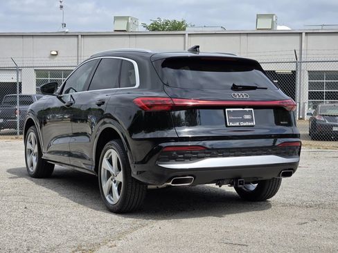 Certified 2025 Audi Q5 Premium Plus w/ Premium Plus AWD/4WD image 11