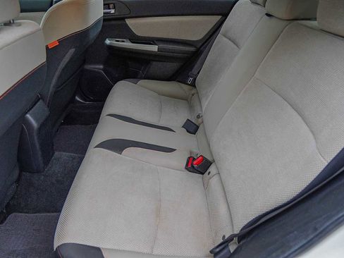 Used 2016 Subaru Crosstrek 2.0i Premium w/ Moonroof Package image 32