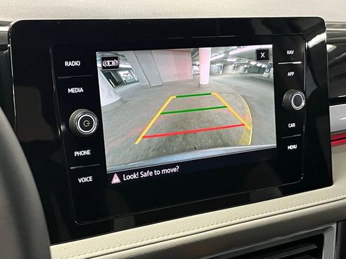 New 2025 Volkswagen Taos SEL image 28