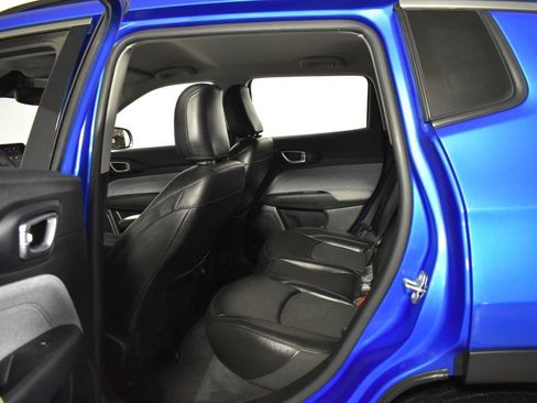 Used 2022 Jeep Compass Latitude FWD image 28