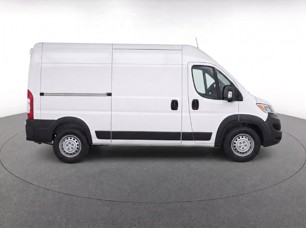 Used 2025 RAM ProMaster 2500 w/ Convenience Group FWD image 10