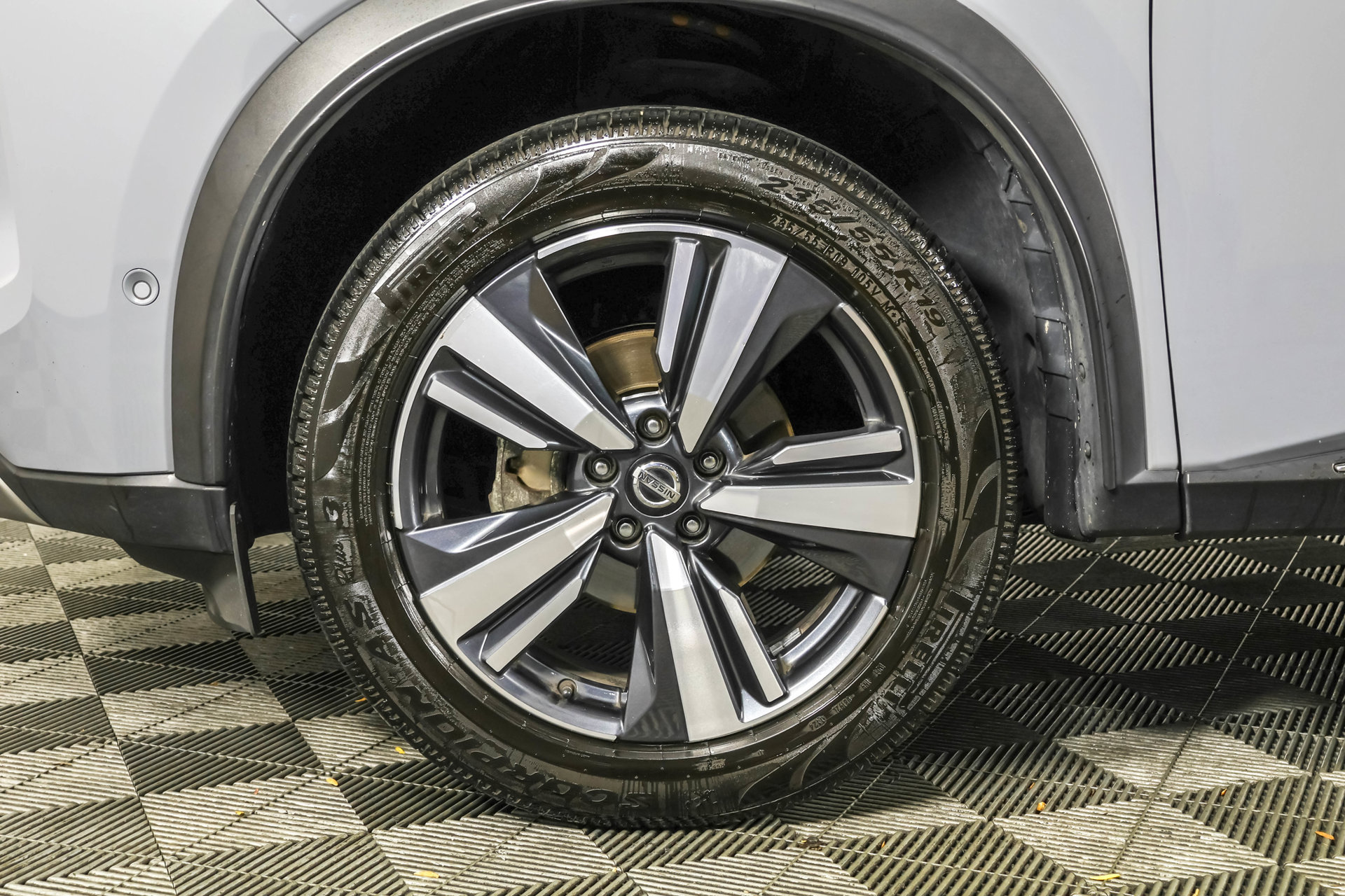 Used 2021 Nissan Rogue Platinum AWD/4WD image 25