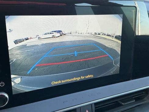 Used 2024 Toyota Prius LE image 26