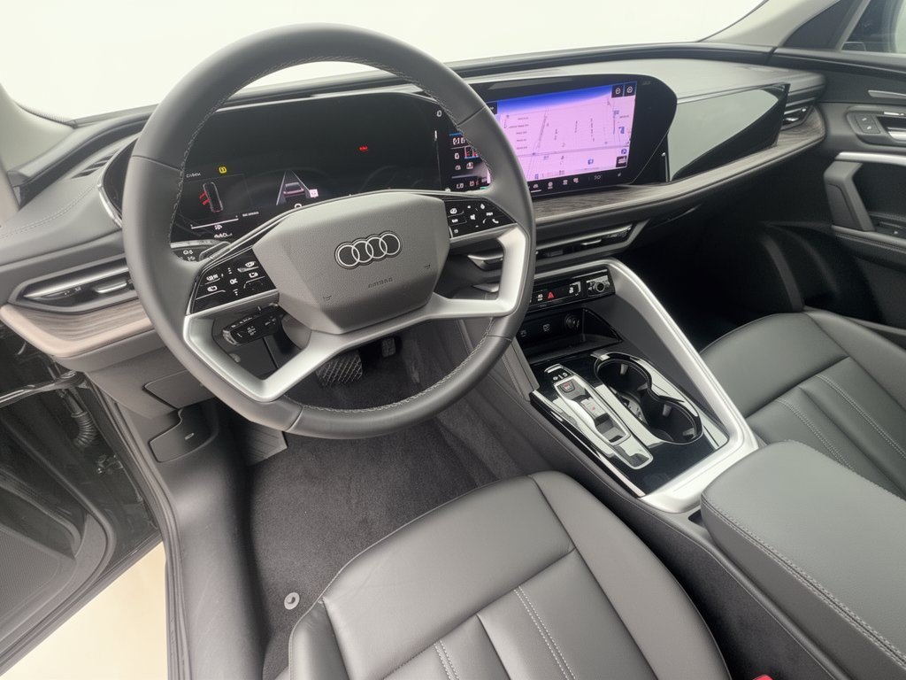 Certified 2025 Audi Q5 Premium Plus AWD/4WD image 4