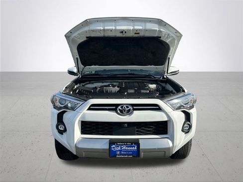 Certified 2023 Toyota 4Runner TRD Off-Road Premium w/ Off Road Premium Plus Package AWD/4WD image 5
