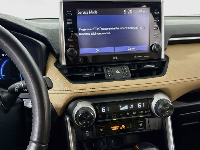 Used 2022 Toyota RAV4 Limited AWD/4WD image 20