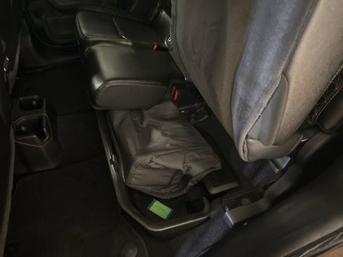 Used 2023 Jeep Gladiator Overland image 35