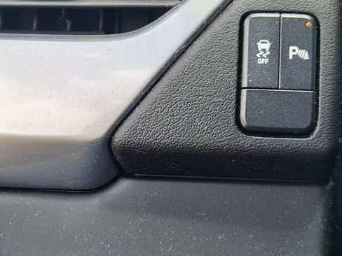 Used 2018 Chevrolet Tahoe LS RWD image 19