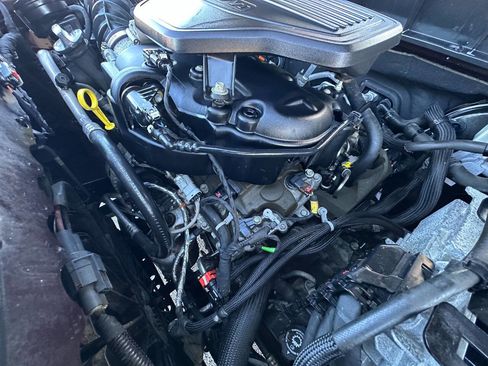 Used 2017 GMC Acadia Denali w/ Technology Package image 37