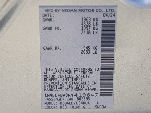 Used 2024 Nissan Altima 2.5 S FWD image 30