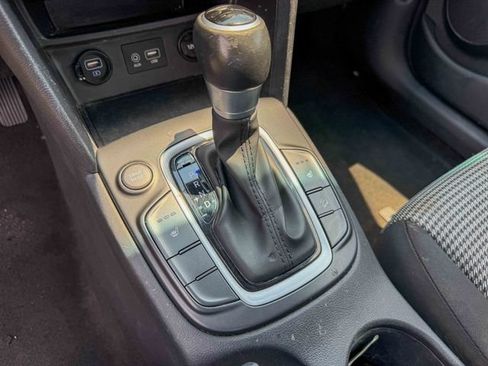 Used 2020 Hyundai Kona SEL FWD image 15