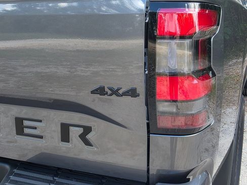New 2026 Nissan Frontier SV image 8
