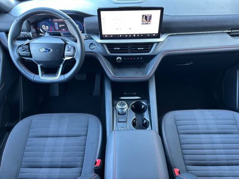 Certified 2025 Ford Explorer ST-Line w/ ST-Line Street Pack image 14