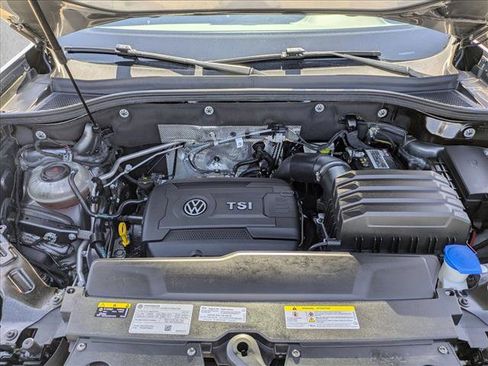 Used 2023 Volkswagen Atlas Cross Sport SE FWD image 22