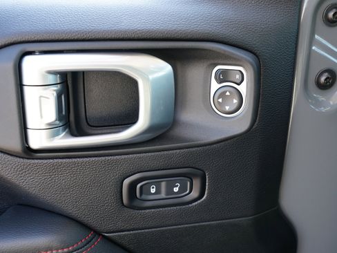 Used 2020 Jeep Wrangler Rubicon image 17