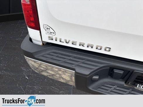 Used 2010 Chevrolet Silverado 2500 W/T image 28