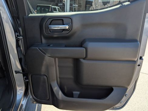 Used 2021 Chevrolet Silverado 1500 LT image 21