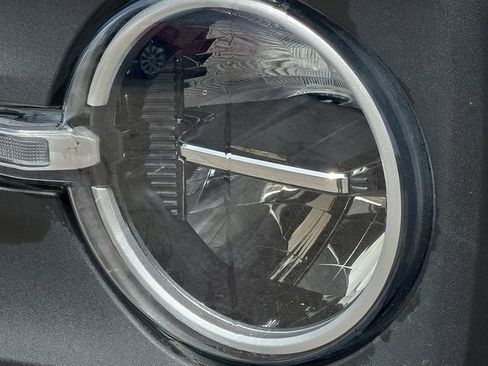 Used 2023 Ford Bronco 2-Door image 7