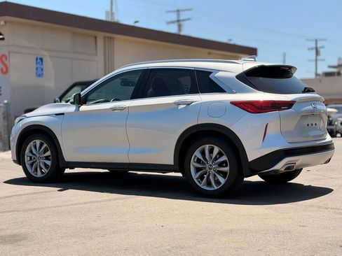 Used 2021 INFINITI QX50 Luxe FWD image 9